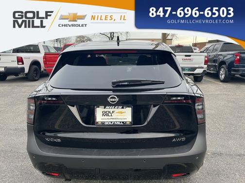 2025 Nissan Kicks SV