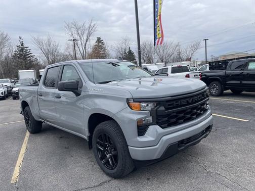 2025 Chevrolet Silverado 1500 Custom