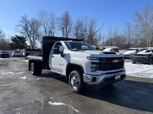 2025 Chevrolet Silverado 3500 WT