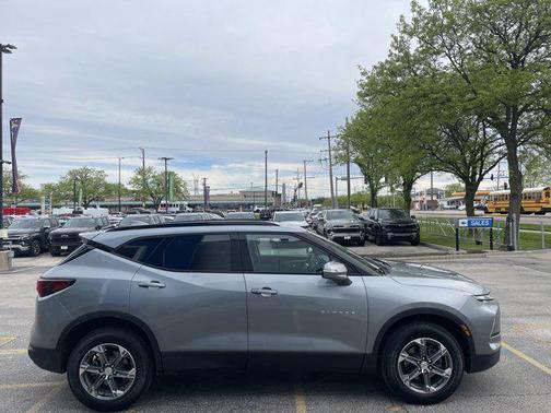 Sterling Gray Metallic 2024 Chevrolet Blazer 3LT