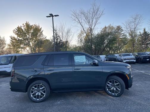 2026 Chevrolet Tahoe 4WD RST