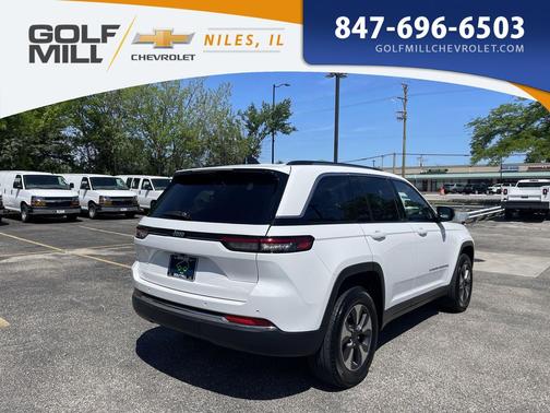 Bright White Clearcoat 2023 Jeep Grand Cherokee 4xe Base