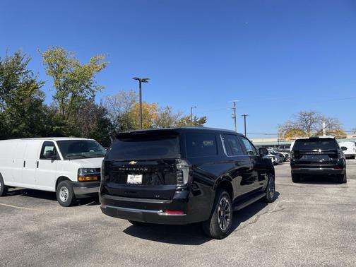 Black 2027 Chevrolet Suburban LT