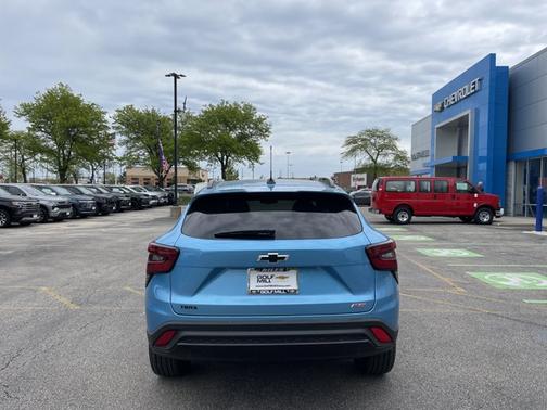 Marina Blue Metallic 2026 Chevrolet Trax FWD 2RS