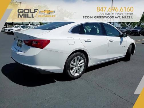 Photo 3 of 24 of 2018 Chevrolet Malibu LT