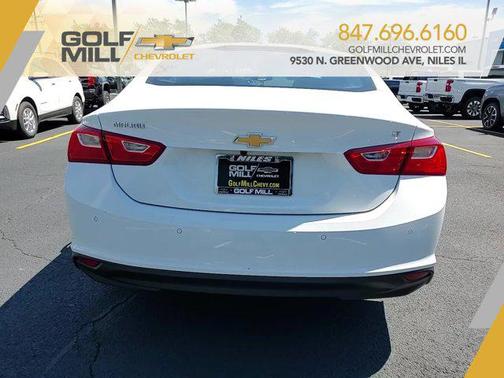 Photo 4 of 24 of 2018 Chevrolet Malibu LT