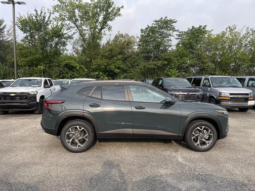 Cypress Gray 2026 Chevrolet Trax LT