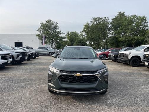 Cypress Gray 2026 Chevrolet Trax LT