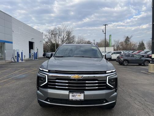 Sterling Gray Metallic 2026 Chevrolet Suburban LT