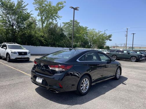 Phantom Black 2018 Hyundai SONATA SE