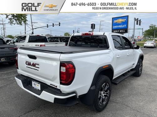 2024 GMC Canyon Base