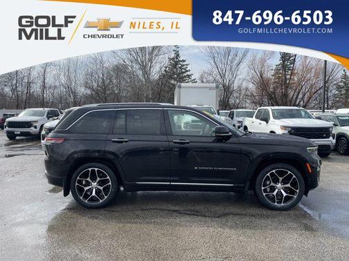 2022 Jeep Grand Cherokee Summit