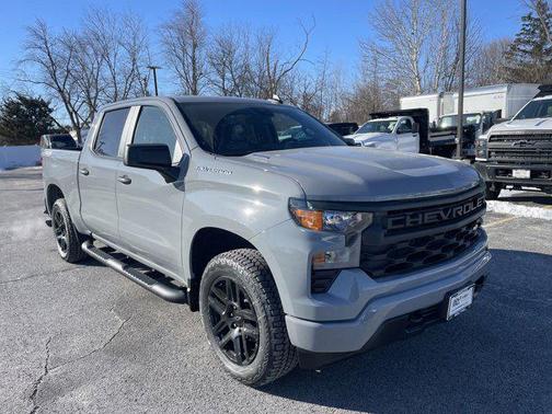 2025 Chevrolet Silverado 1500 Custom