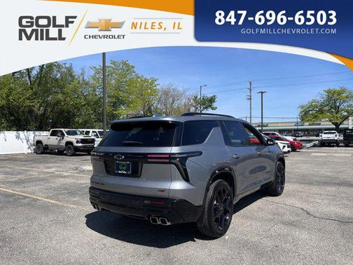 Sterling Grey Metallic 2025 Chevrolet Traverse RS