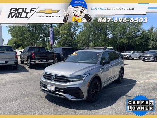 Platinum Gray Metallic 2023 Volkswagen Tiguan 2.0T SE R-Line Black