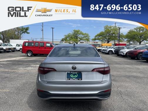 Deep Black Pearl 2023 Volkswagen Jetta 1.5T Sport