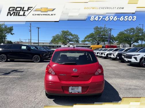Red Alert 2011 Nissan Versa 1.8 S
