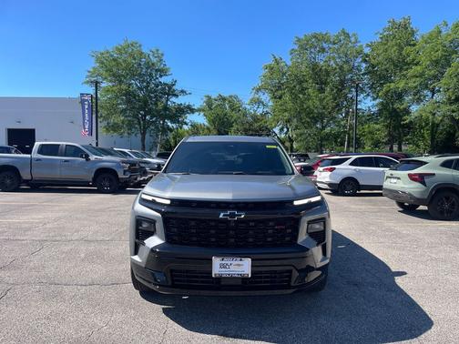 Sterling Gray Metallic 2026 Chevrolet Traverse RS