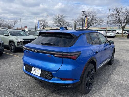 2025 Chevrolet Equinox EV RS