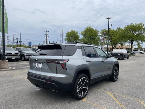 Sterling Gray Metallic 2026 Chevrolet Equinox FWD RS
