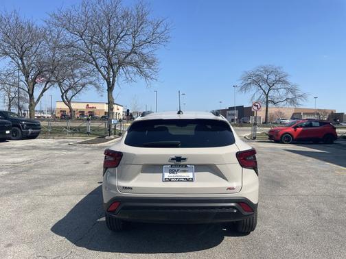 White Sands 2026 Chevrolet Trax FWD 2RS