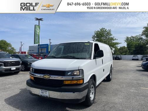 Summit White 2026 Chevrolet Express 2500 LT