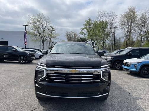 Black 2026 Chevrolet Suburban LT