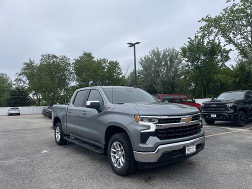 Sterling Gray Metallic 2026 Chevrolet Silverado 1500 LT