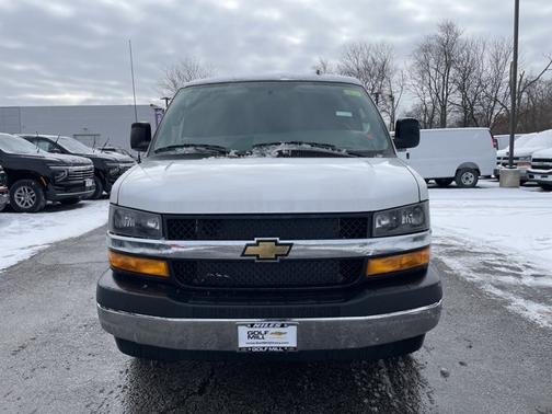 2025 Chevrolet Express 3500 RWD 3500 Extended Wheelbase WT