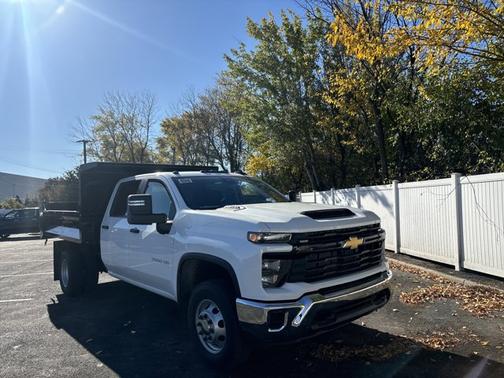 2025 Chevrolet Silverado 3500 WT