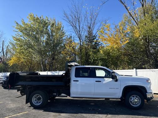 2025 Chevrolet Silverado 3500 WT