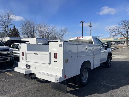 2025 Chevrolet Silverado 3500 WT