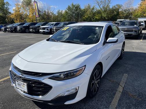 2022 Chevrolet Malibu FWD RS