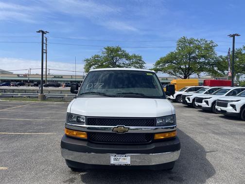 Summit White 2026 Chevrolet Express 2500 LT