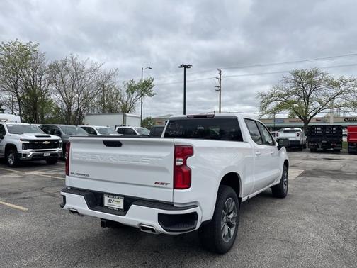 Summit White 2026 Chevrolet Silverado 1500 RST