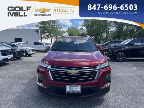 Radiant Red Tintcoat 2023 Chevrolet Traverse LT Cloth