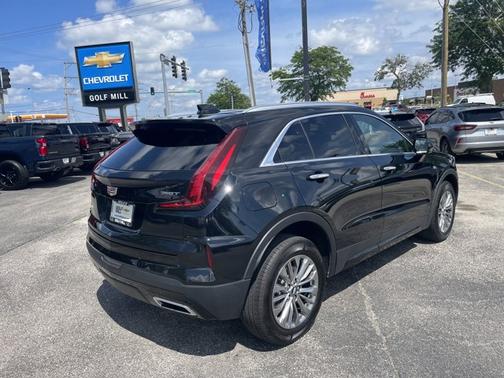 2024 Cadillac XT4 Premium Luxury