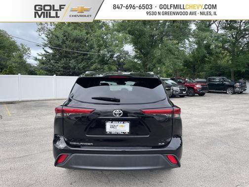 2022 Toyota Highlander XLE