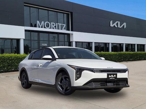 Snow White Pearl 2026 Kia K4 LXS