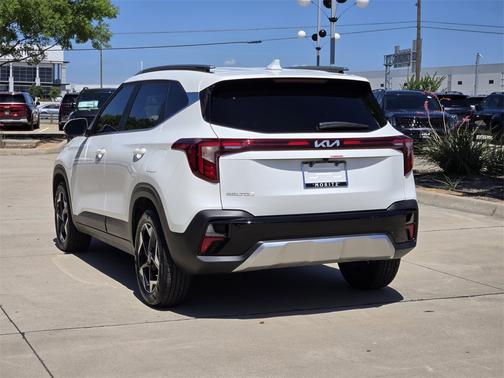 2025 Kia Seltos EX