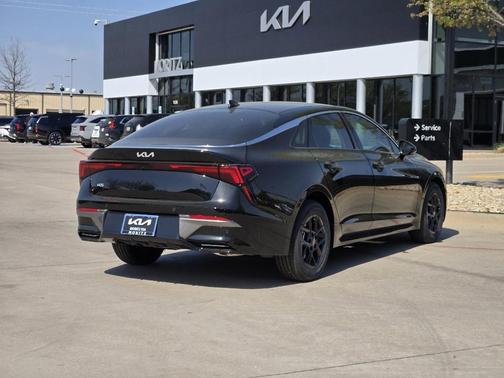 Aurora Black Pearl 2026 Kia K5 LXS FWD