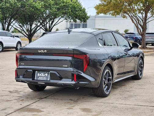 2025 Kia K4 GT-Line