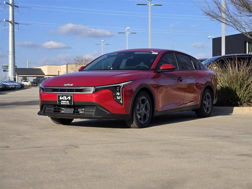 2026 Kia K4 LXS