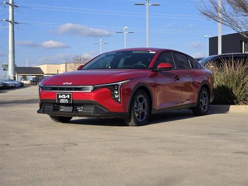 2026 Kia K4 LXS