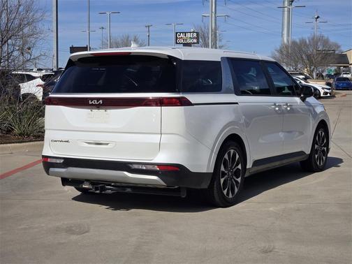 2022 Kia Carnival EX
