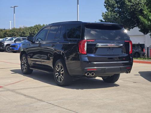 Midnight Blue Metallic 2022 GMC Yukon 4WD AT4
