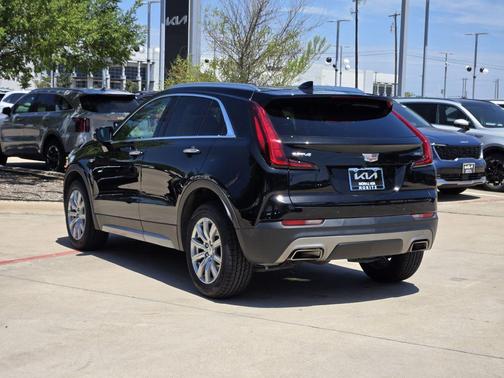 Stellar Black Metallic 2023 Cadillac XT4 Premium Luxury