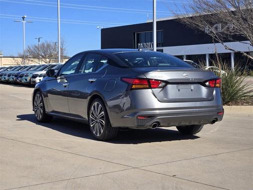 2023 Nissan Altima 2.5 SL