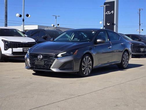 2023 Nissan Altima 2.5 SL