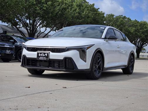 2025 Kia K4 GT-Line Turbo